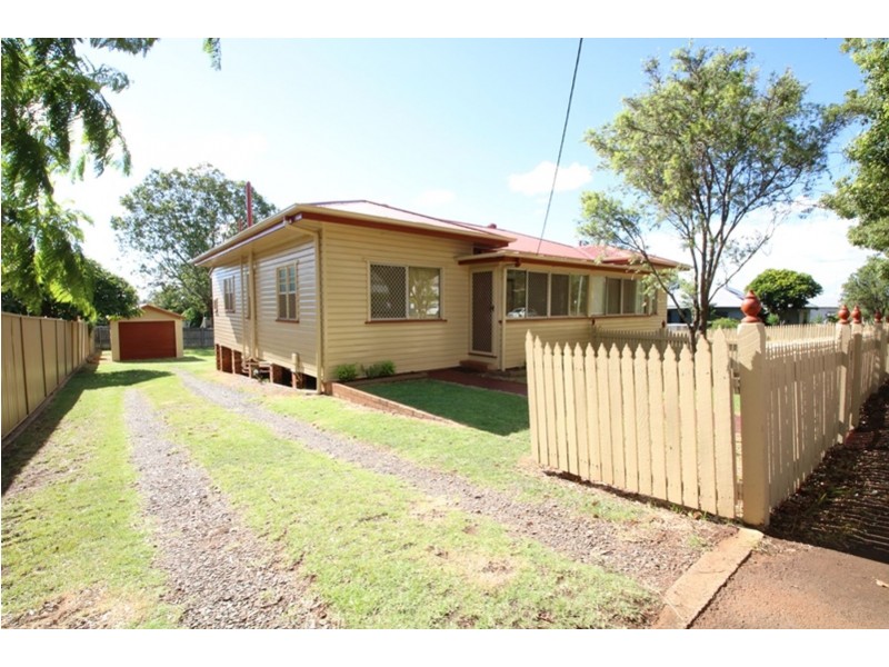 297B Hume Street, South Toowoomba QLD 4350