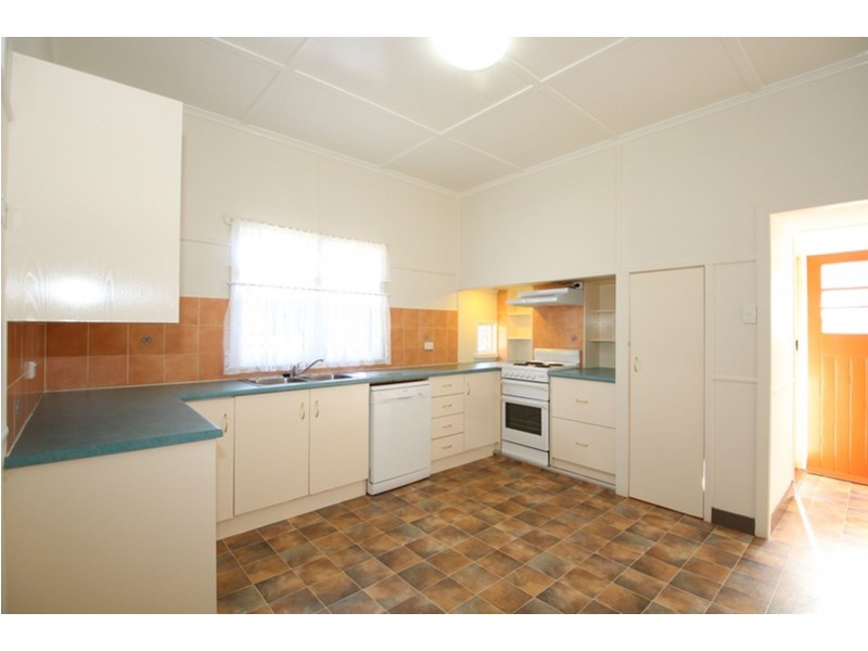 297B Hume Street, South Toowoomba QLD 4350