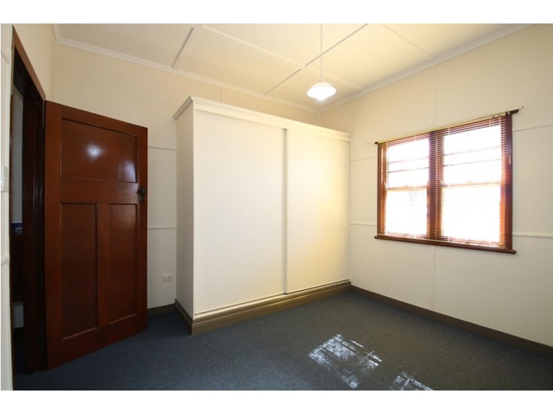 297B Hume Street, South Toowoomba QLD 4350