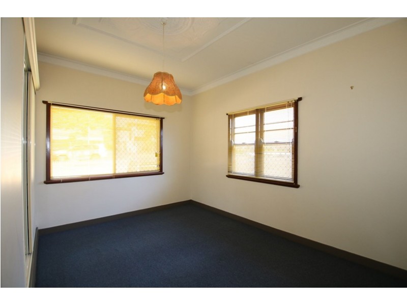 297B Hume Street, South Toowoomba QLD 4350