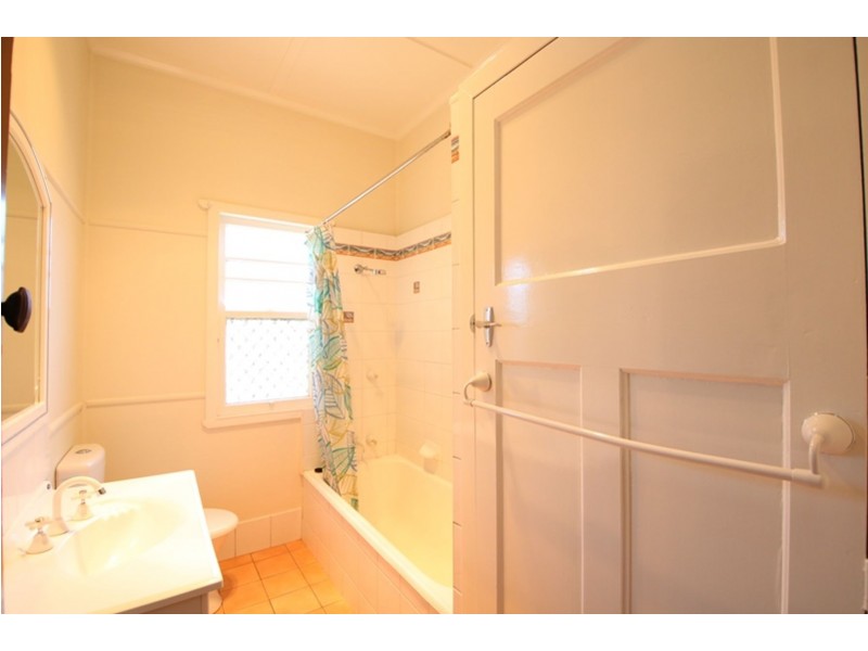 297B Hume Street, South Toowoomba QLD 4350