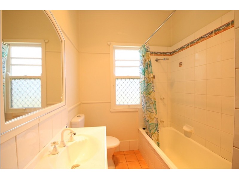 297B Hume Street, South Toowoomba QLD 4350