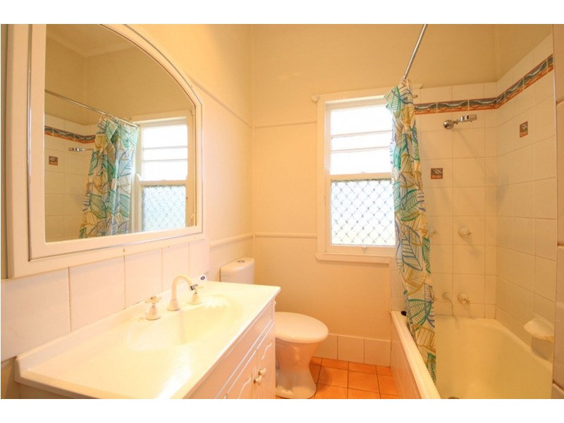 297B Hume Street, South Toowoomba QLD 4350