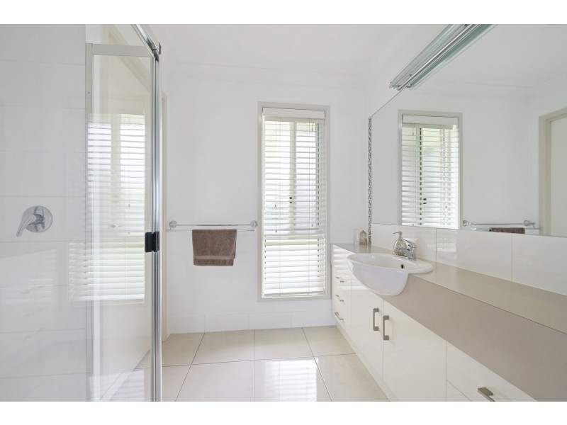 3 Neiwand Street, Kearneys Spring QLD 4350