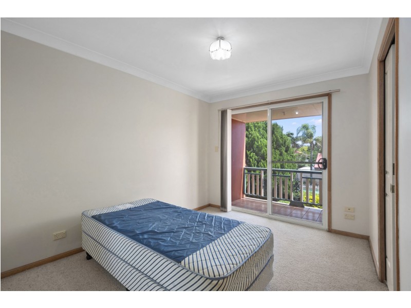 484 West Street, Kearneys Spring QLD 4350