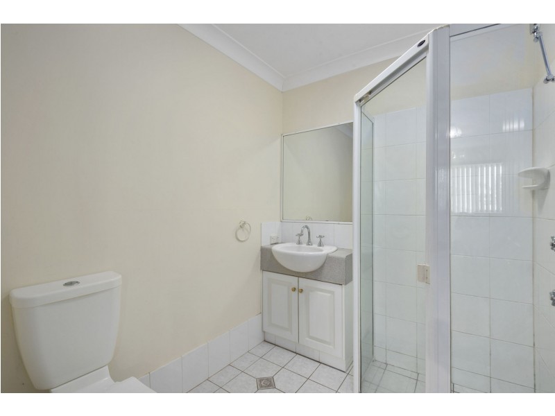 484 West Street, Kearneys Spring QLD 4350