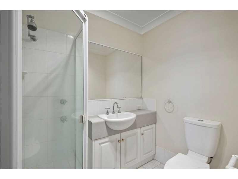 484 West Street, Kearneys Spring QLD 4350