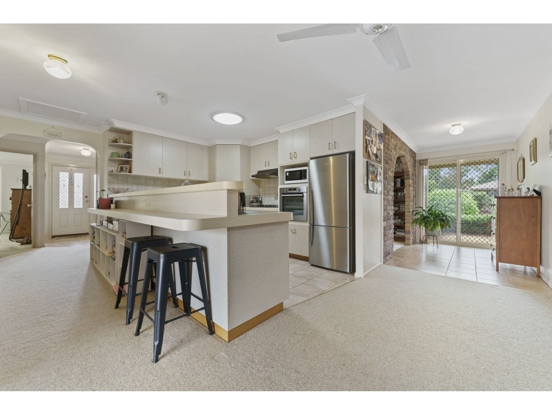 7 Emma Drive, Kearneys Spring QLD 4350