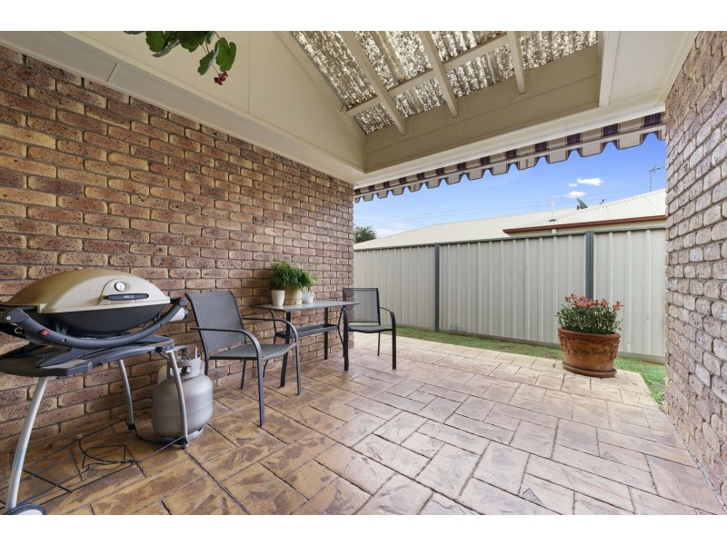 7 Emma Drive, Kearneys Spring QLD 4350