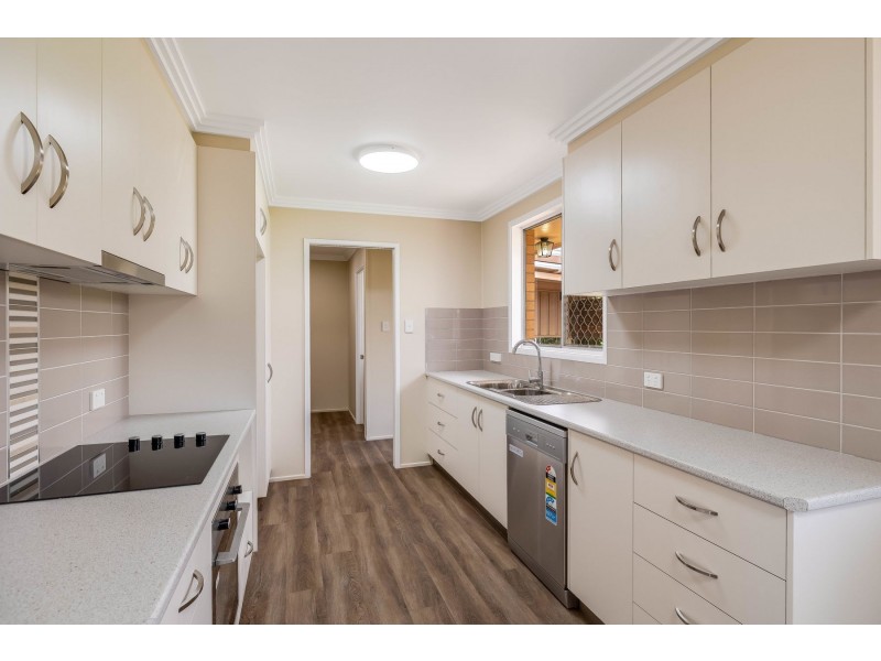 20 Shennan Street, Harristown QLD 4350