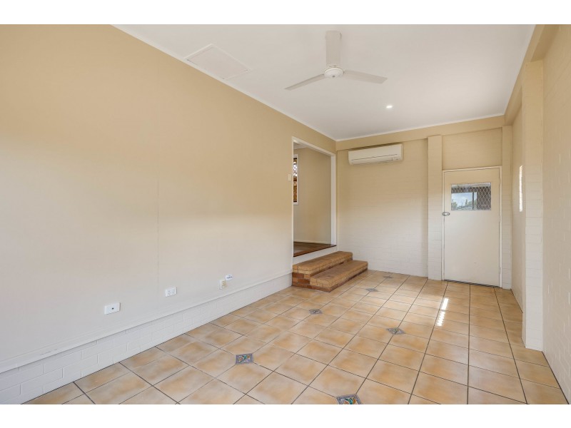 20 Shennan Street, Harristown QLD 4350