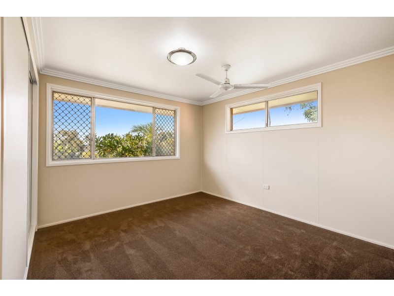 20 Shennan Street, Harristown QLD 4350