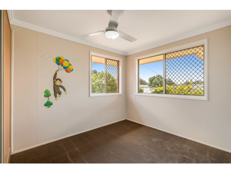 20 Shennan Street, Harristown QLD 4350