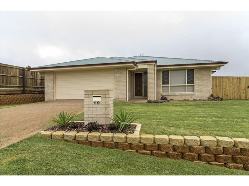 19 Sweeney Street, Kearneys Spring QLD 4350