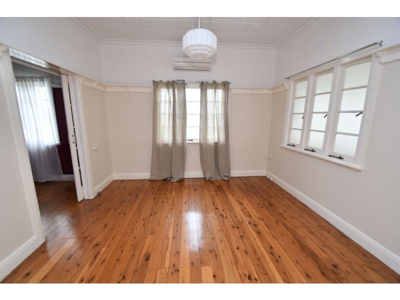 12a Delacey Street, North Toowoomba QLD 4350