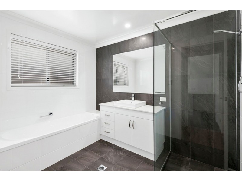 1/23 Whitman Street, Westbrook QLD 4350