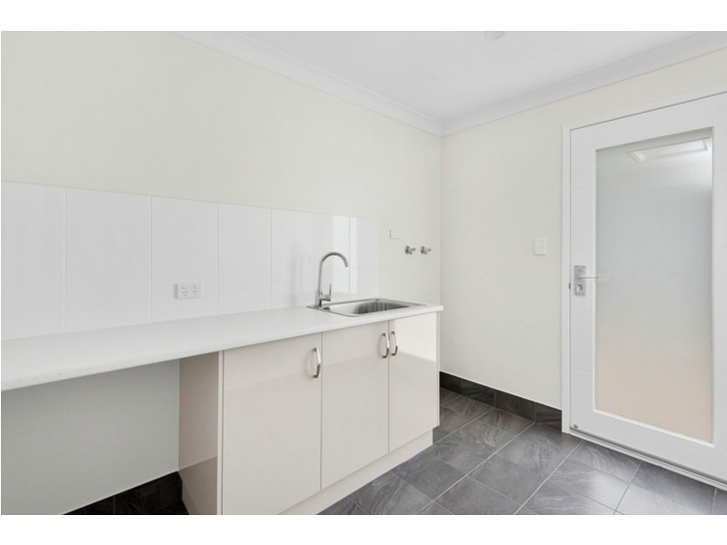 1/23 Whitman Street, Westbrook QLD 4350