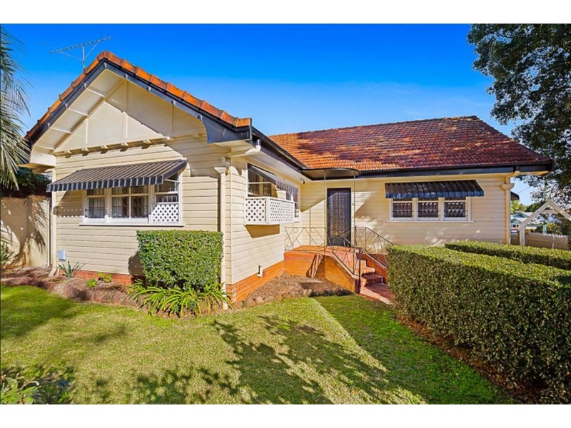126 Bridge Street, East Toowoomba QLD 4350