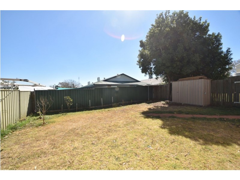 4/235a South Street, South Toowoomba QLD 4350