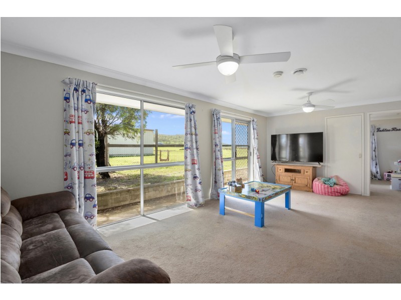 42 Moller Road, Greenmount East QLD 4359