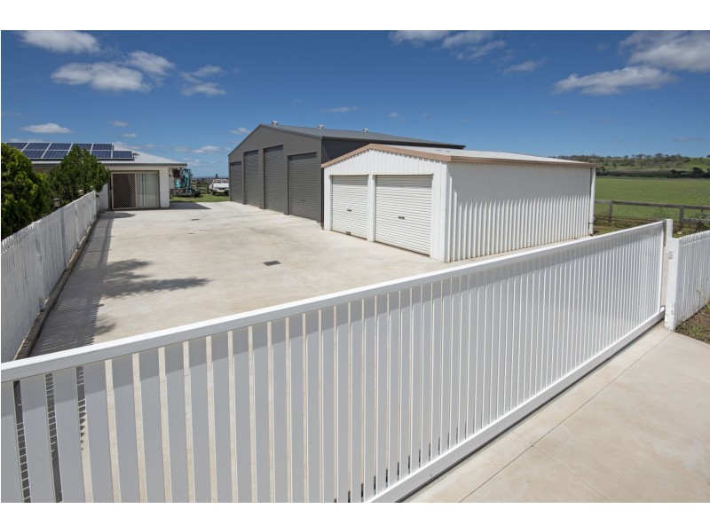 42 Moller Road, Greenmount East QLD 4359