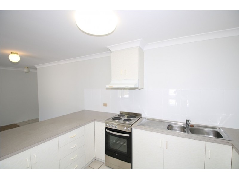 10/208 Hume Street, South Toowoomba QLD 4350