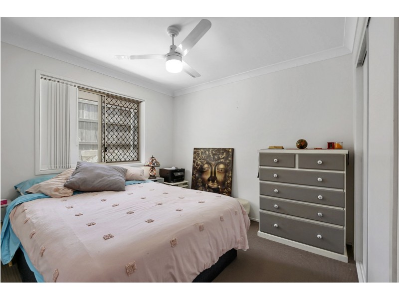 1/6 Rubie Court, Westbrook QLD 4350