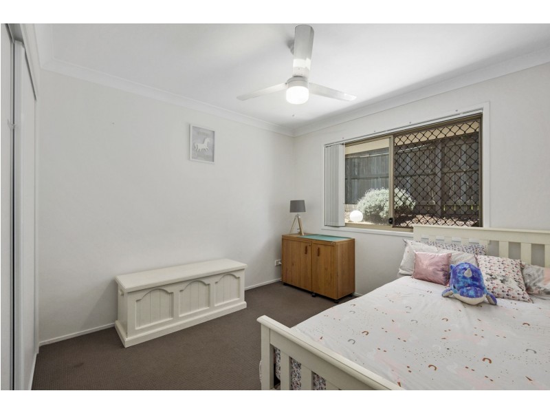 1/6 Rubie Court, Westbrook QLD 4350