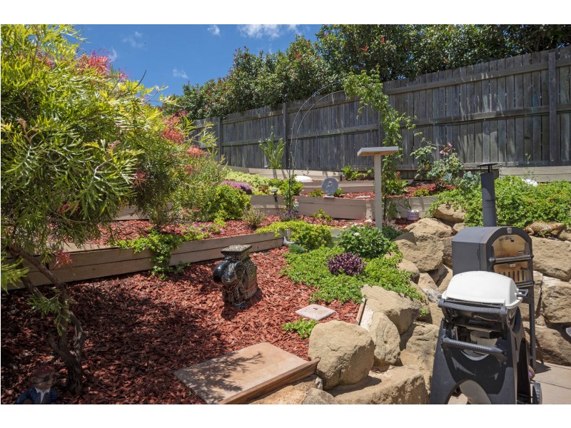 1/6 Rubie Court, Westbrook QLD 4350