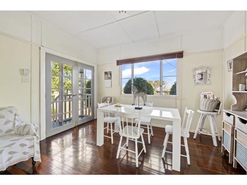 17 Victoria Street, Goombungee QLD 4354