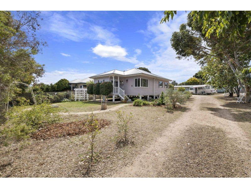 17 Victoria Street, Goombungee QLD 4354