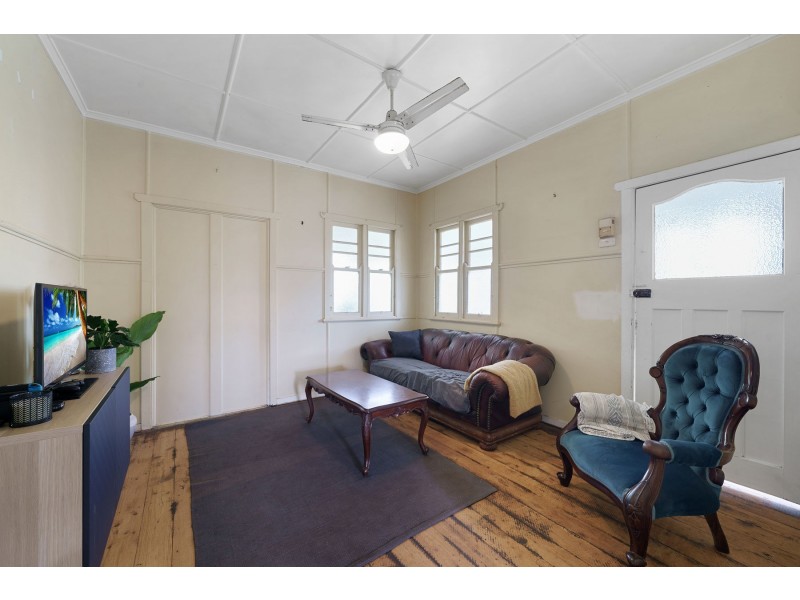 13 Mansford Street, North Toowoomba QLD 4350