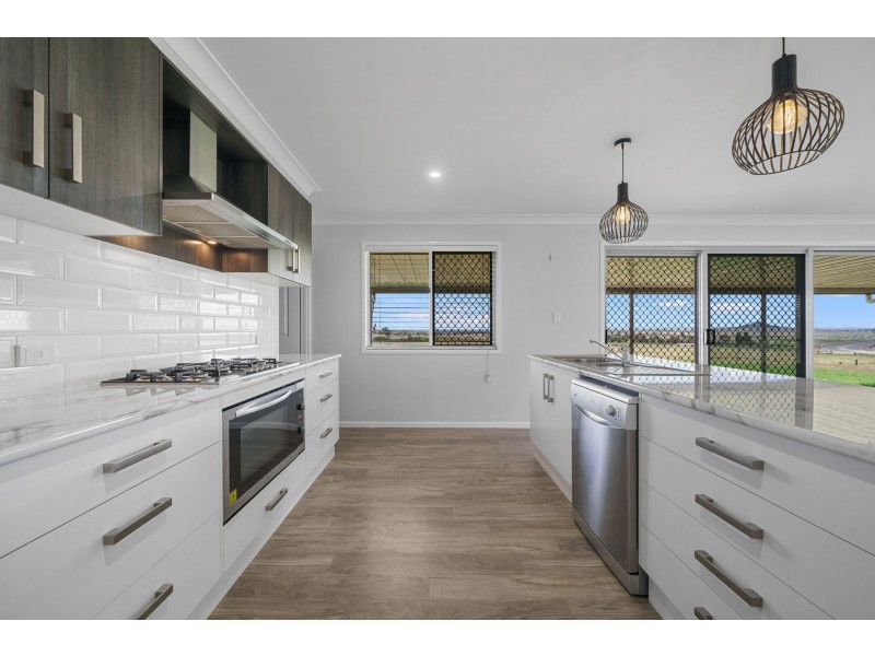 34 Gowrie Mountain School Rd, Kingsthorpe QLD 4400