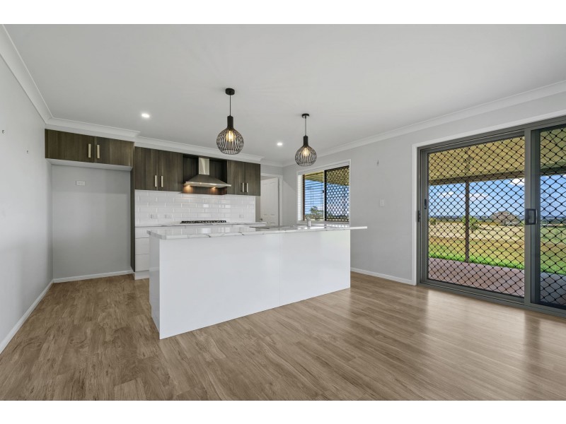 34 Gowrie Mountain School Rd, Kingsthorpe QLD 4400