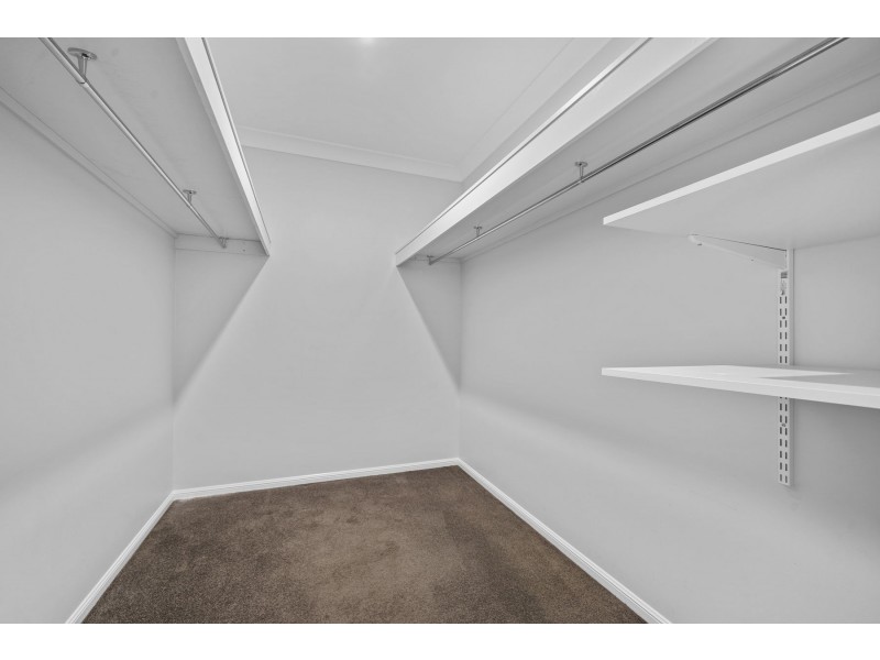 34 Gowrie Mountain School Rd, Kingsthorpe QLD 4400