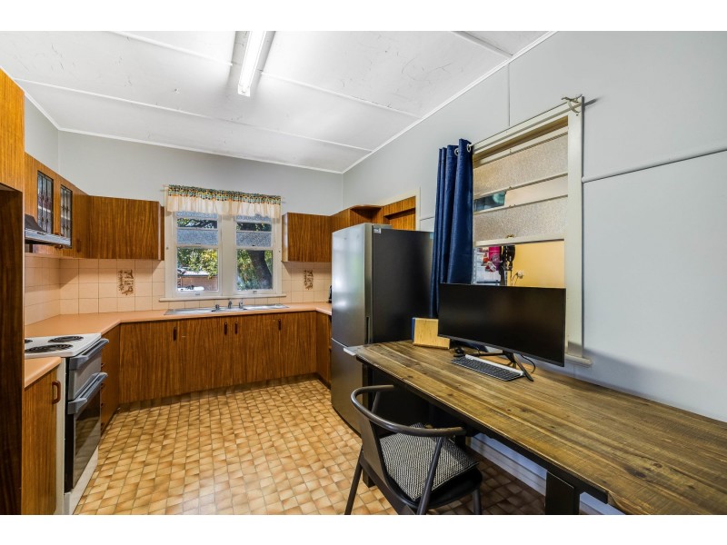 156 Mackenzie Street, East Toowoomba QLD 4350