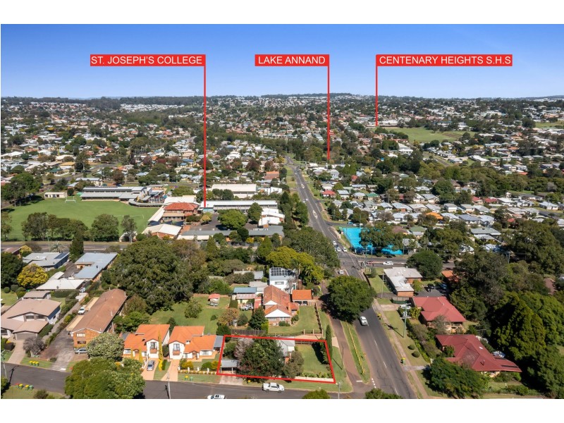 156 Mackenzie Street, East Toowoomba QLD 4350