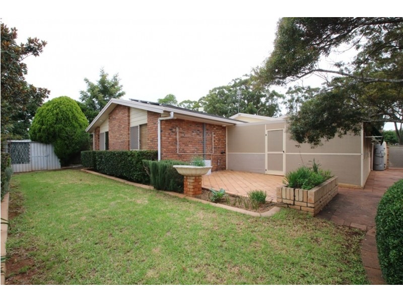 15 Cypress Street, Rangeville QLD 4350