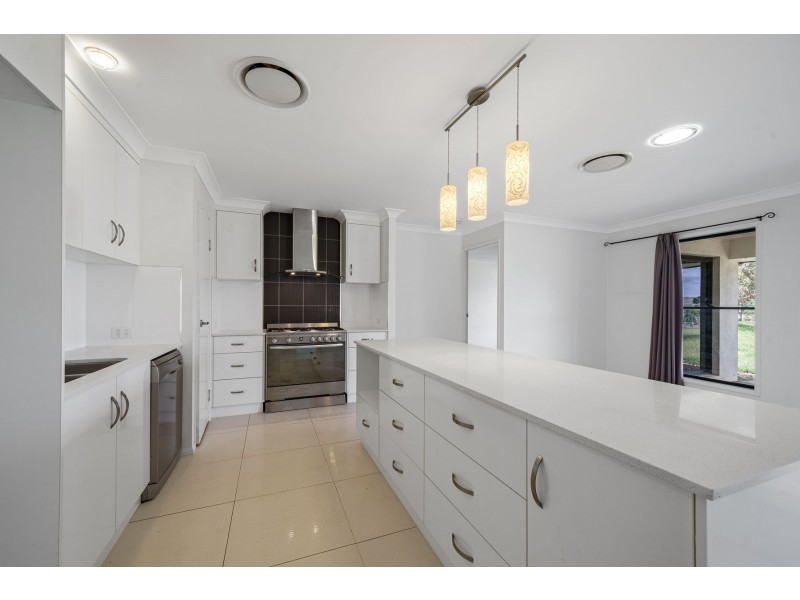 16 Barton Street, Greenmount QLD 4359