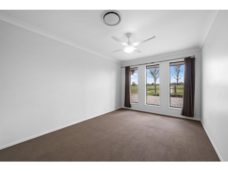 16 Barton Street, Greenmount QLD 4359