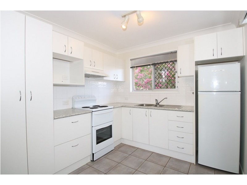 2/14 Healy Street, South Toowoomba QLD 4350