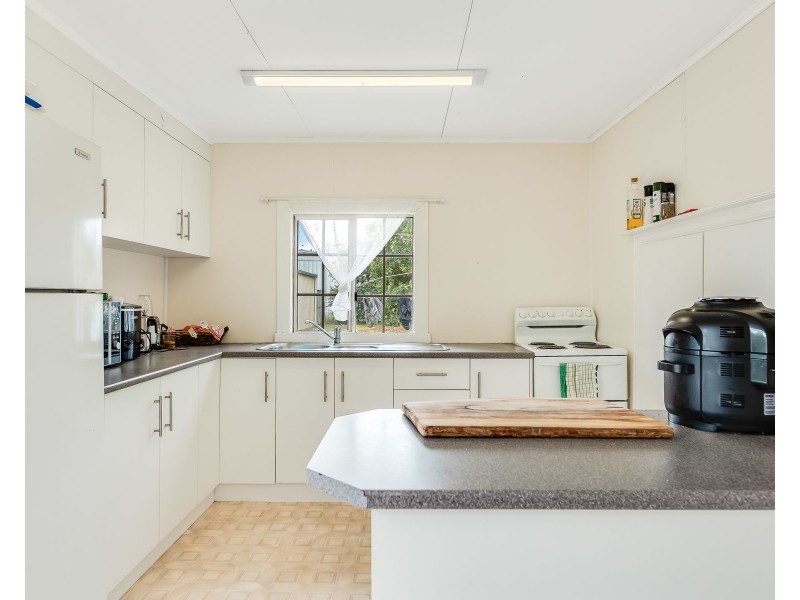 51 George Street, Cambooya QLD 4358