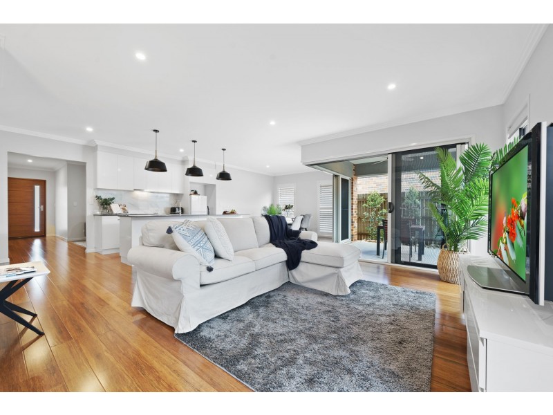 68 Calypso Crescent, Middle Ridge QLD 4350