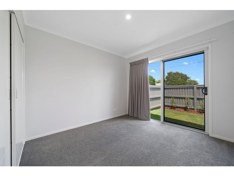 68 Calypso Crescent, Middle Ridge QLD 4350