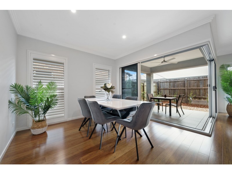 68 Calypso Crescent, Middle Ridge QLD 4350