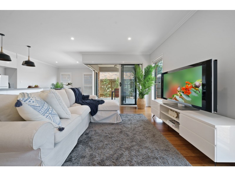 68 Calypso Crescent, Middle Ridge QLD 4350