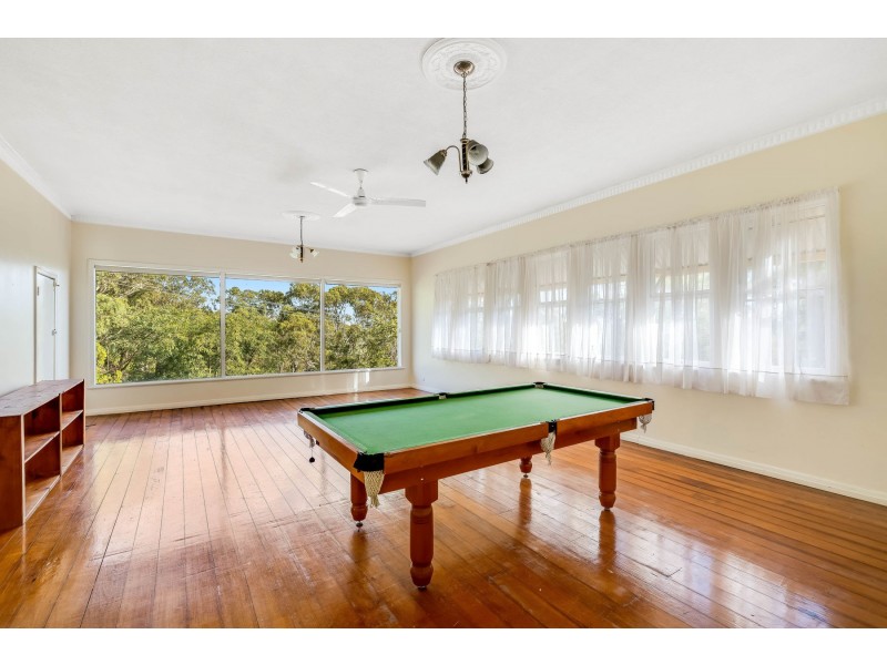 14 Rowland Court, Gowrie Mountain QLD 4350