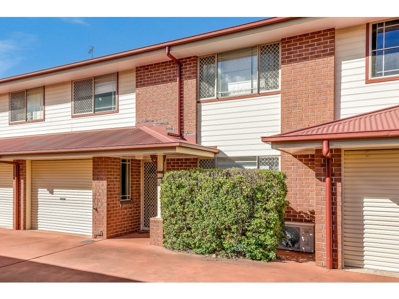 6/4 O’Quinn Street, Harristown QLD 4350