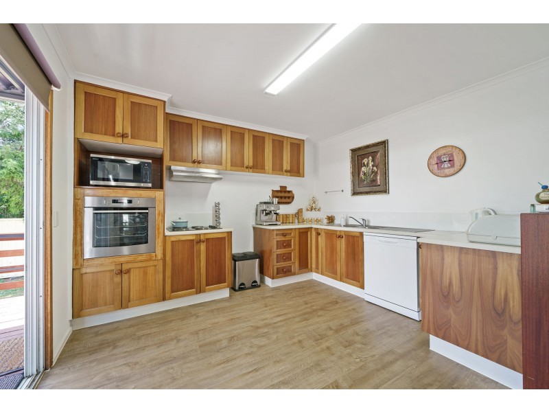 81 Mocatta Street, Goombungee QLD 4354