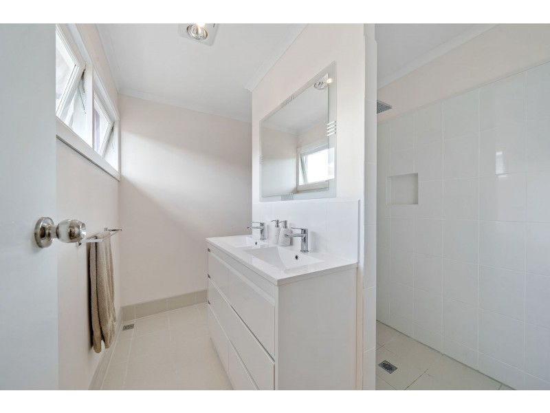 81 Mocatta Street, Goombungee QLD 4354